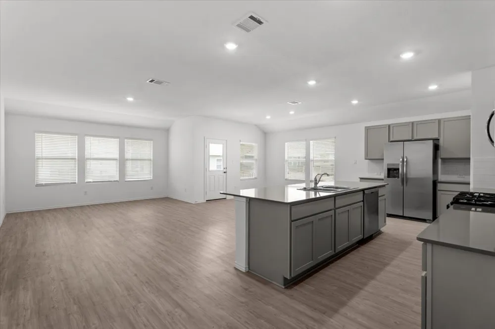 300 Jeffers Kyle, TX 78640