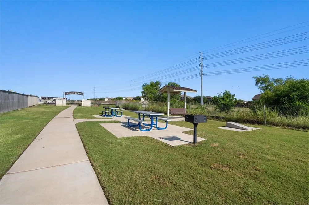 12216 Scarlet Sleeve Way Del Valle, TX 78617