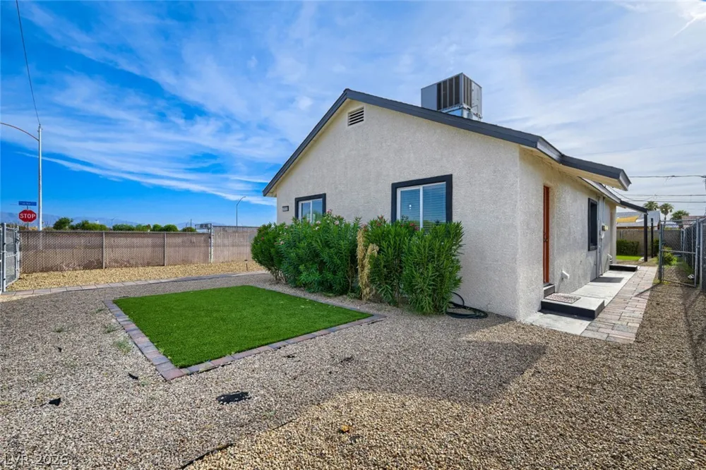 1934 Stanford Street #A North Las Vegas, NV 89030