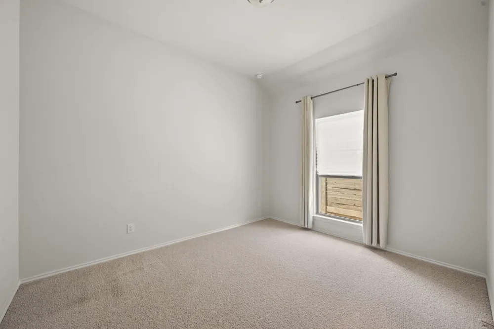 1113 Round Mountain Pass Georgetown, TX 78628
