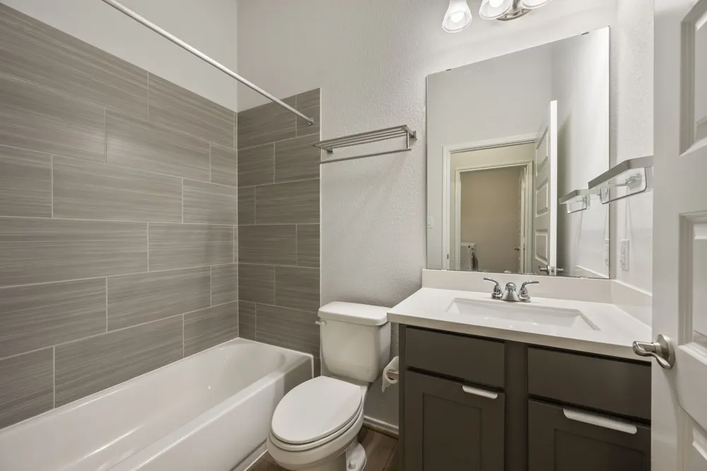 1113 Round Mountain Pass Georgetown, TX 78628