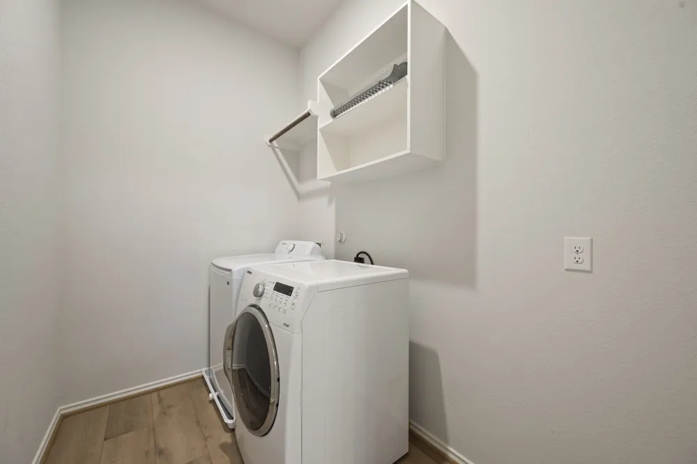1113 Round Mountain Pass Georgetown, TX 78628