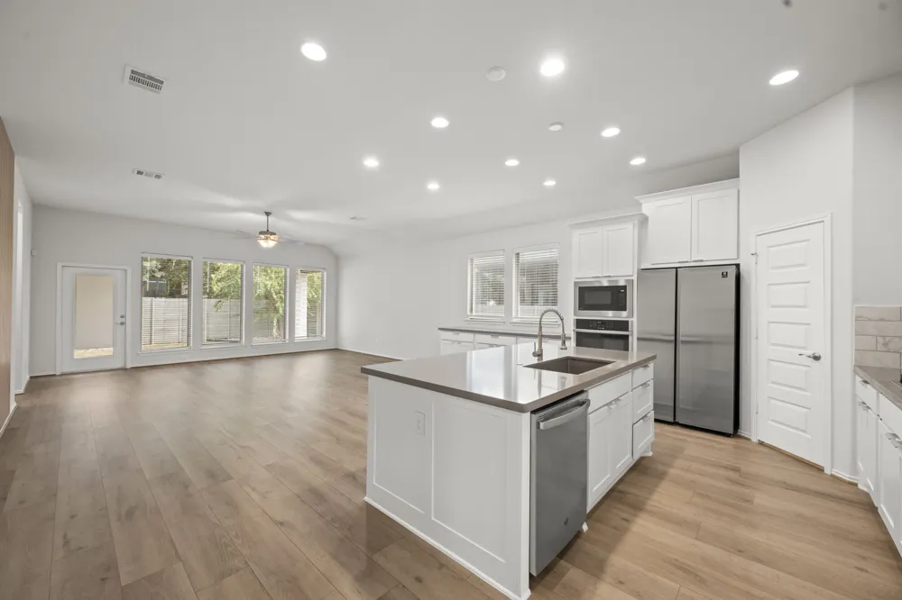 1113 Round Mountain Pass Georgetown, TX 78628
