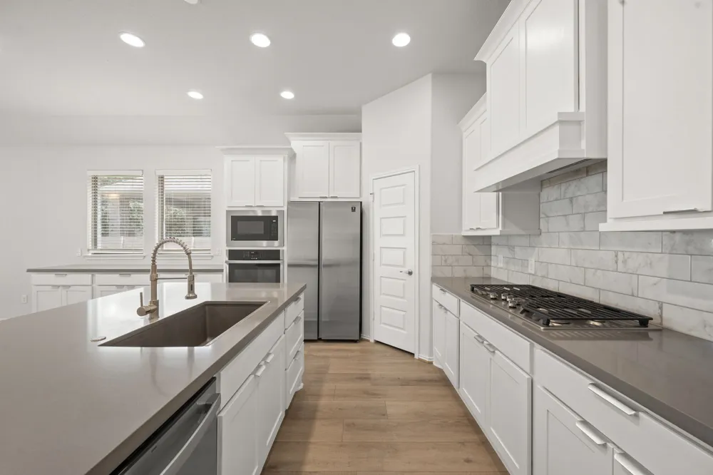 1113 Round Mountain Pass Georgetown, TX 78628