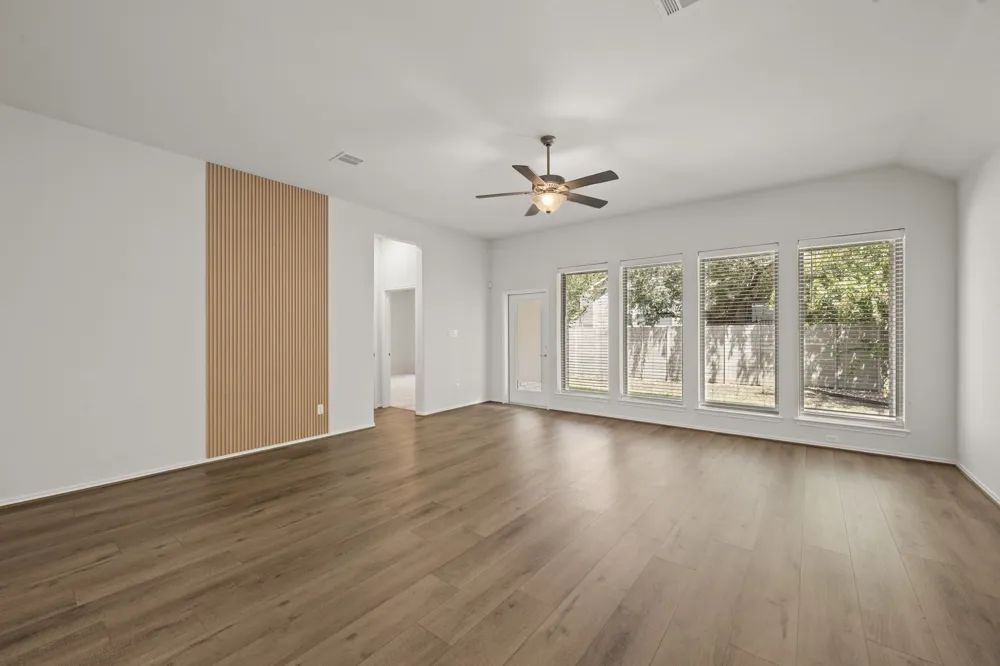 1113 Round Mountain Pass Georgetown, TX 78628