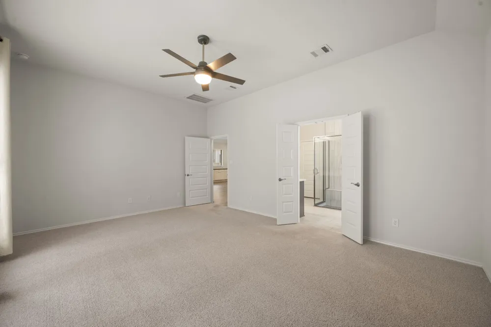 1113 Round Mountain Pass Georgetown, TX 78628