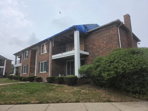 25361 Shiawassee Circle #APT 202
