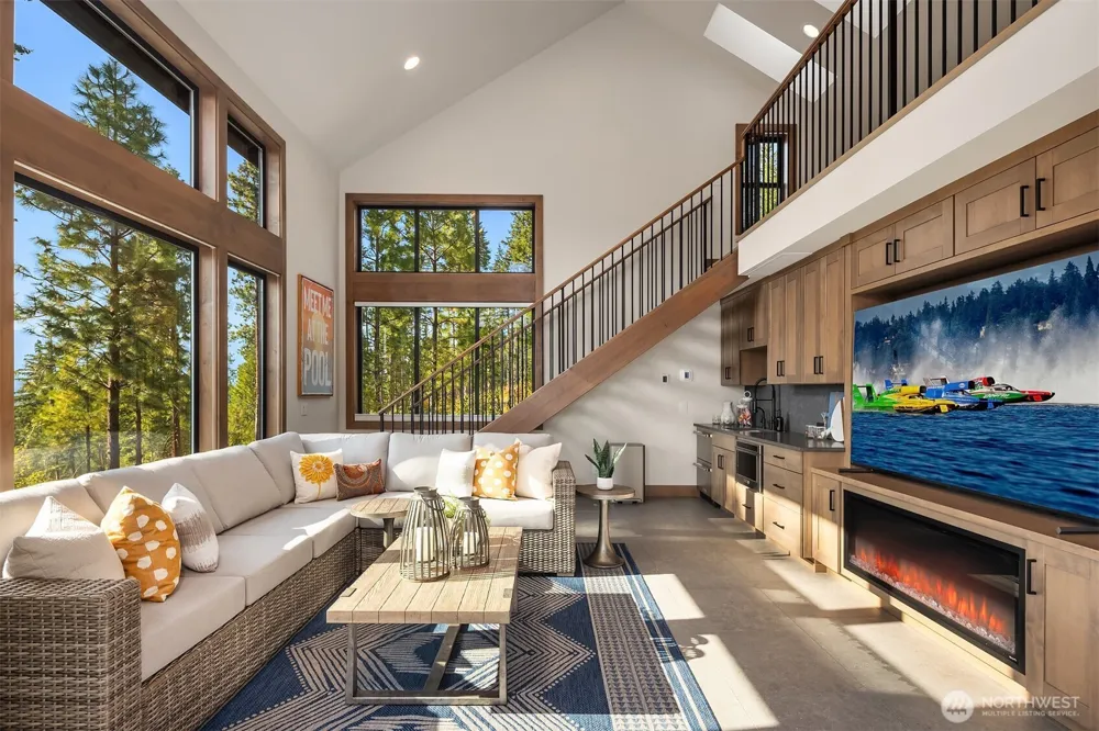 200 Red Sky Way Cle Elum, WA 98922