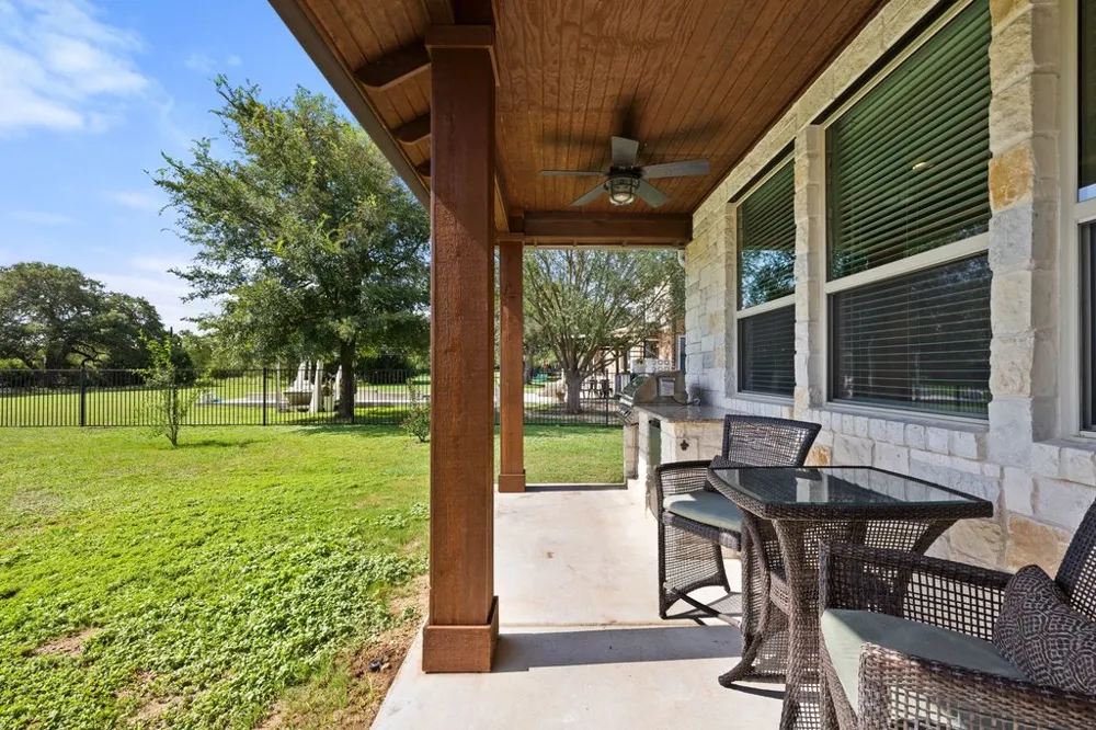 10183 Brangus Road Driftwood, TX 78619