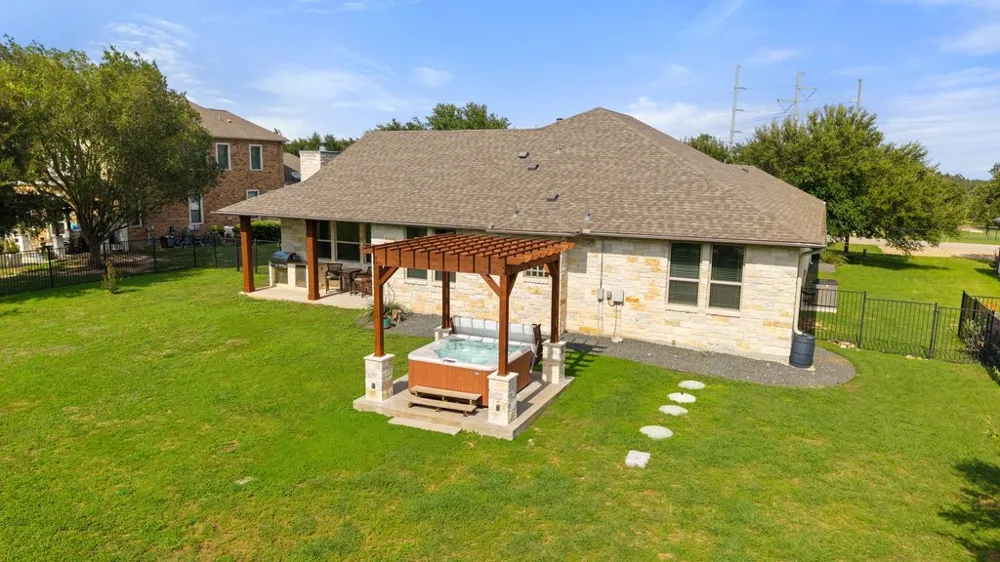 10183 Brangus Road Driftwood, TX 78619