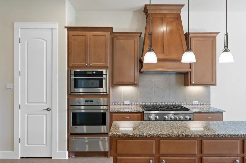 10183 Brangus Road Driftwood, TX 78619