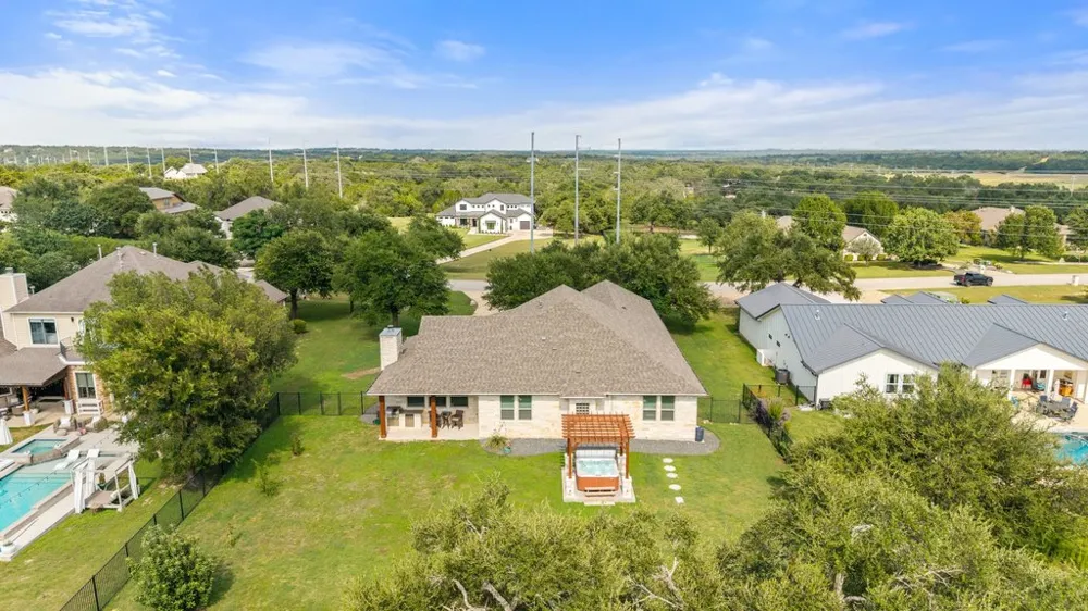 10183 Brangus Road Driftwood, TX 78619