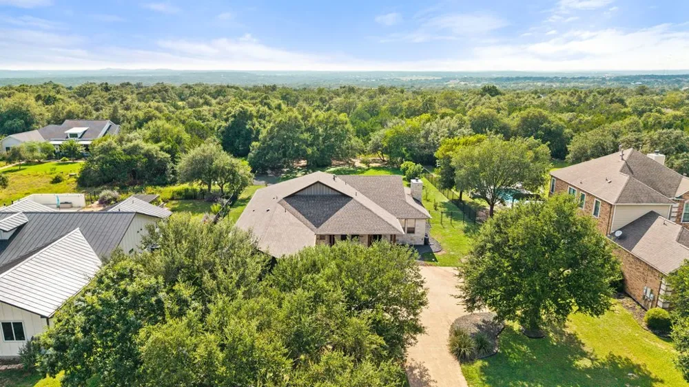 10183 Brangus Road Driftwood, TX 78619