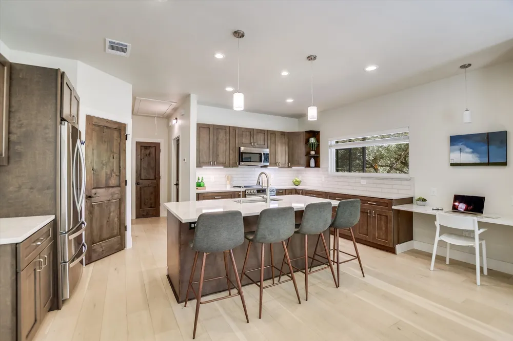 14900 Crosscreek Drive Austin, TX 78737