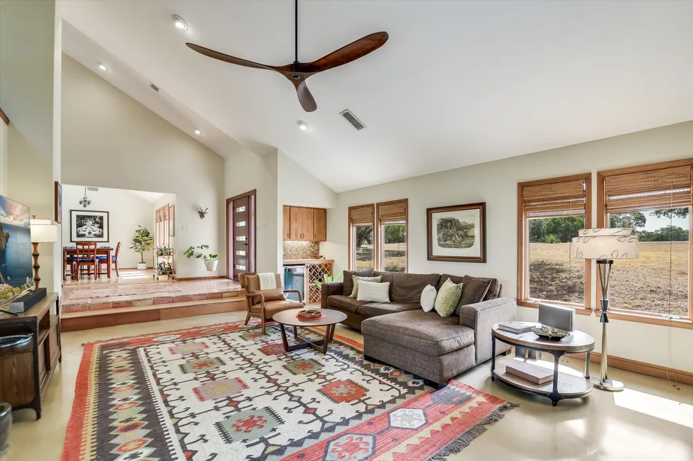14900 Crosscreek Drive Austin, TX 78737