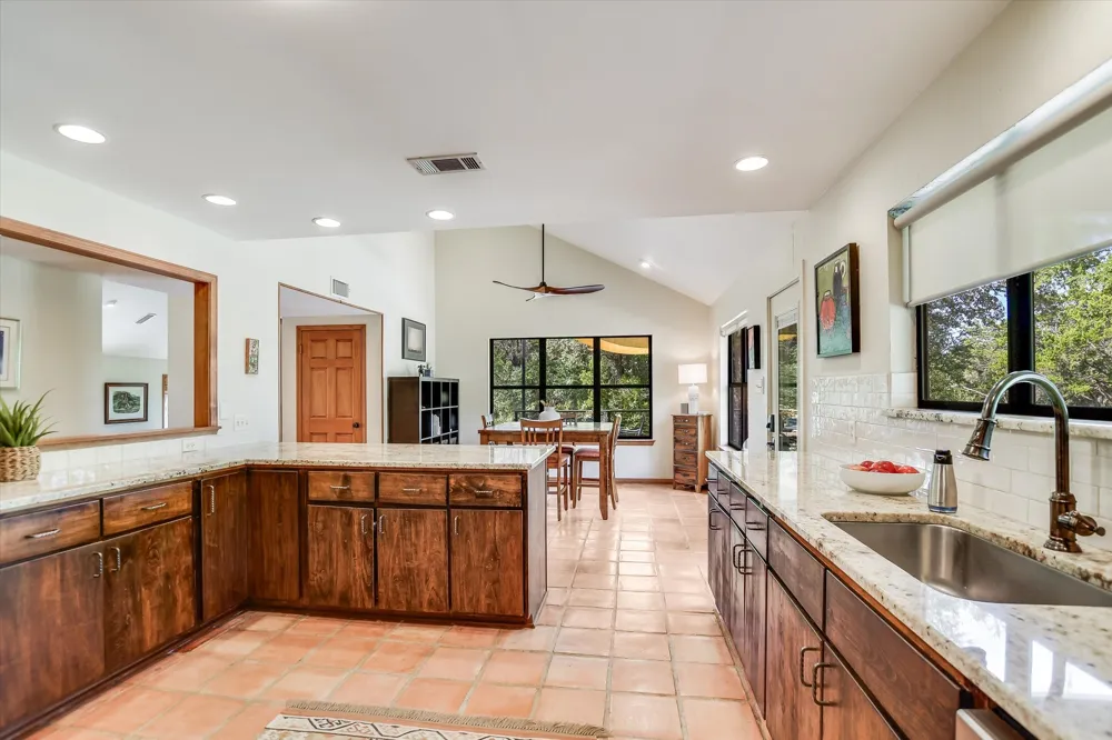 14900 Crosscreek Drive Austin, TX 78737