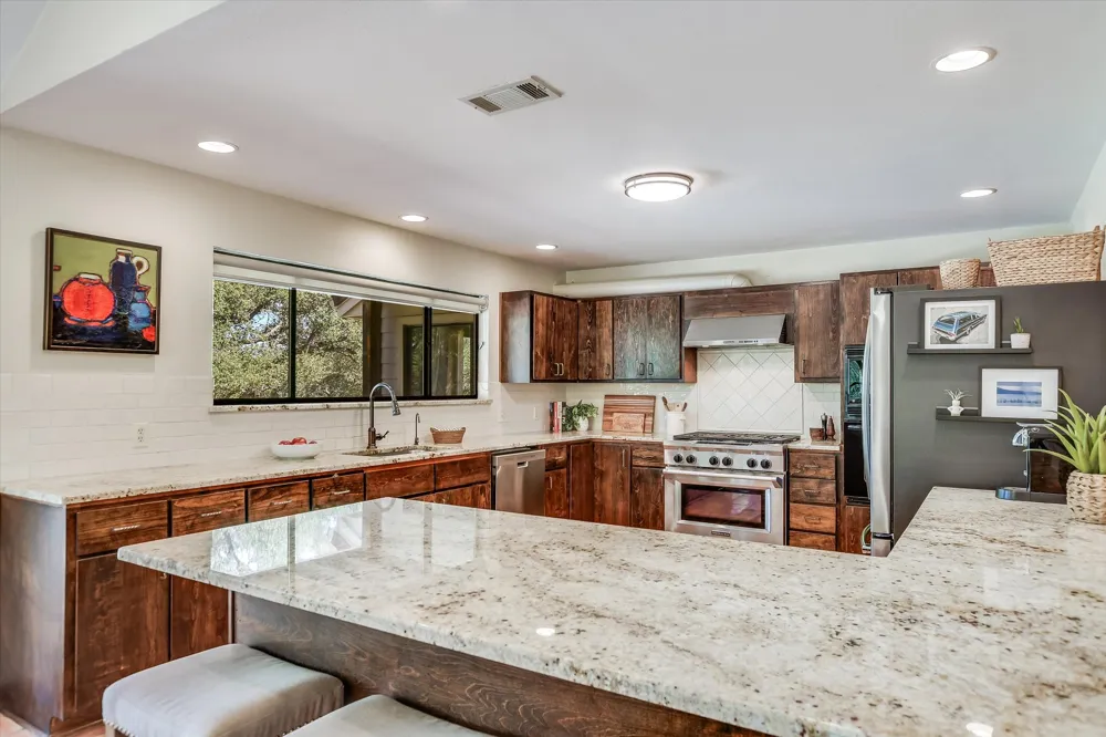 14900 Crosscreek Drive Austin, TX 78737