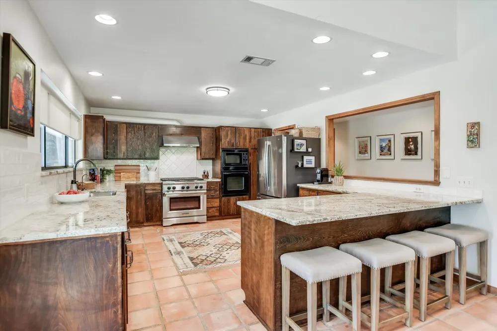 14900 Crosscreek Drive Austin, TX 78737