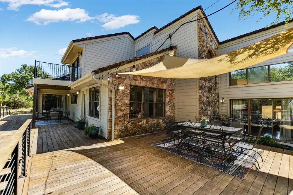 14900 Crosscreek Drive Austin, TX 78737