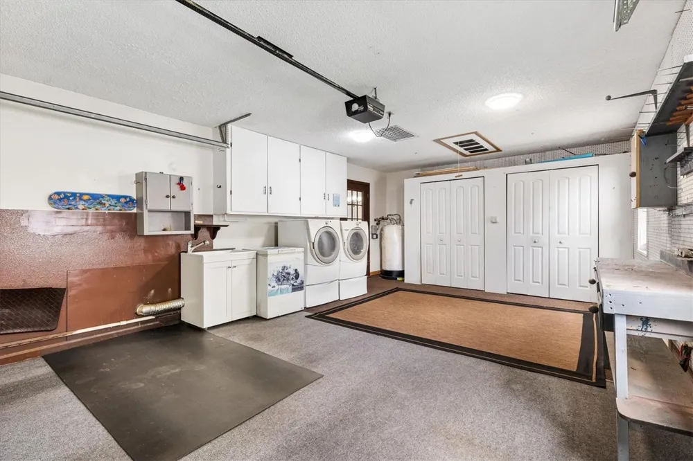 1532 E SCHWARTZ BOULEVARD Lady Lake, FL 32159