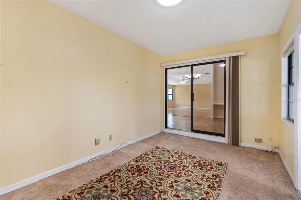 1532 E SCHWARTZ BOULEVARD Lady Lake, FL 32159