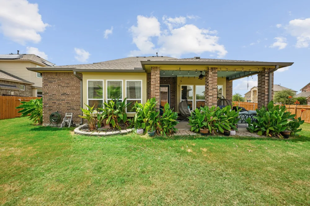 4100 Godwit Drive Pflugerville, TX 78660