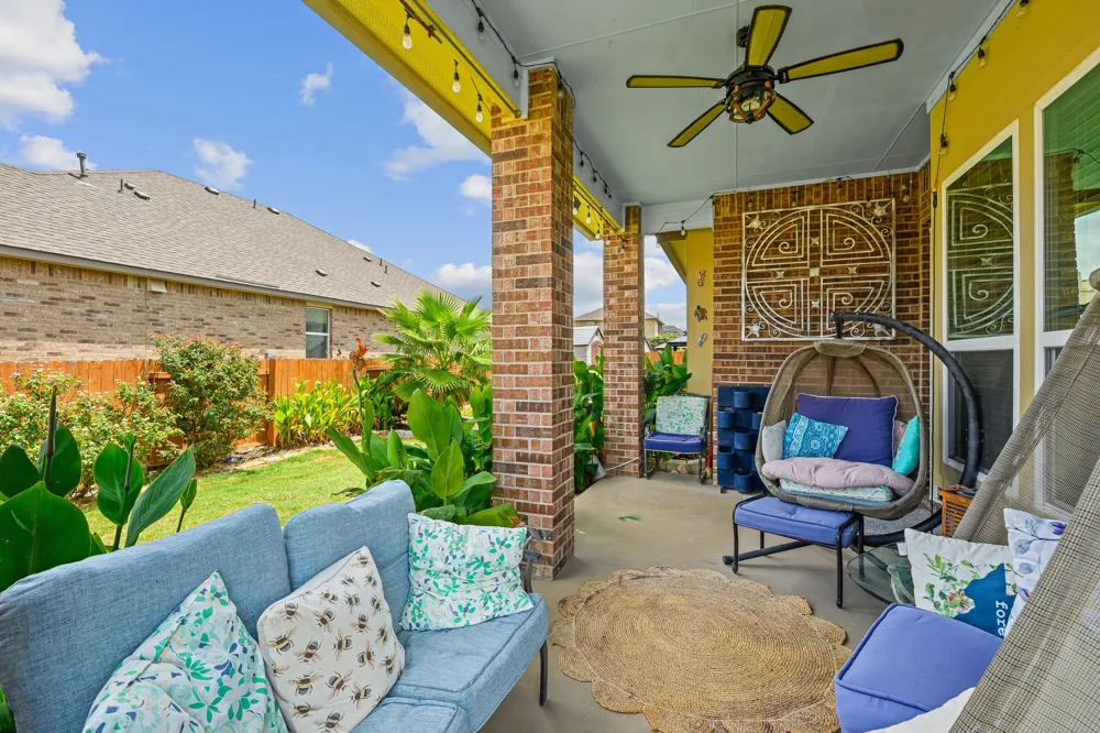 4100 Godwit Drive Pflugerville, TX 78660