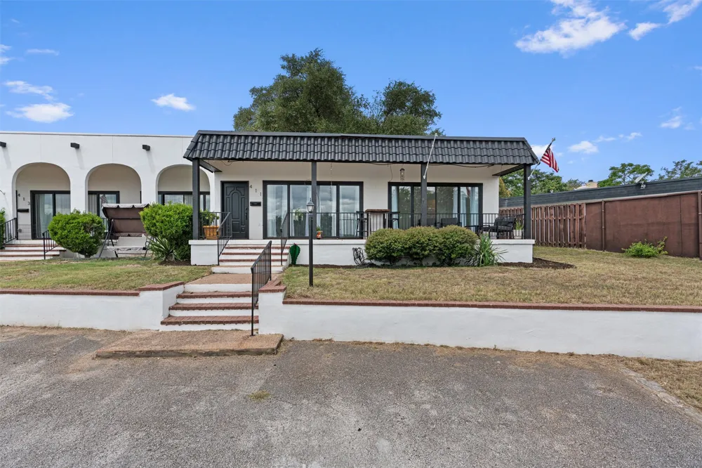 411 Seawind Lakeway, TX 78734