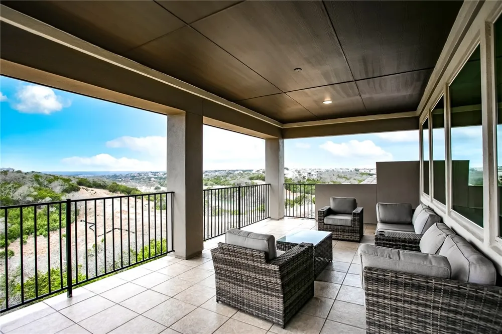 2236 Long Bow Drive Leander, TX 78641