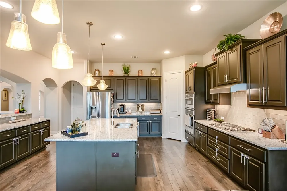 2236 Long Bow Drive Leander, TX 78641