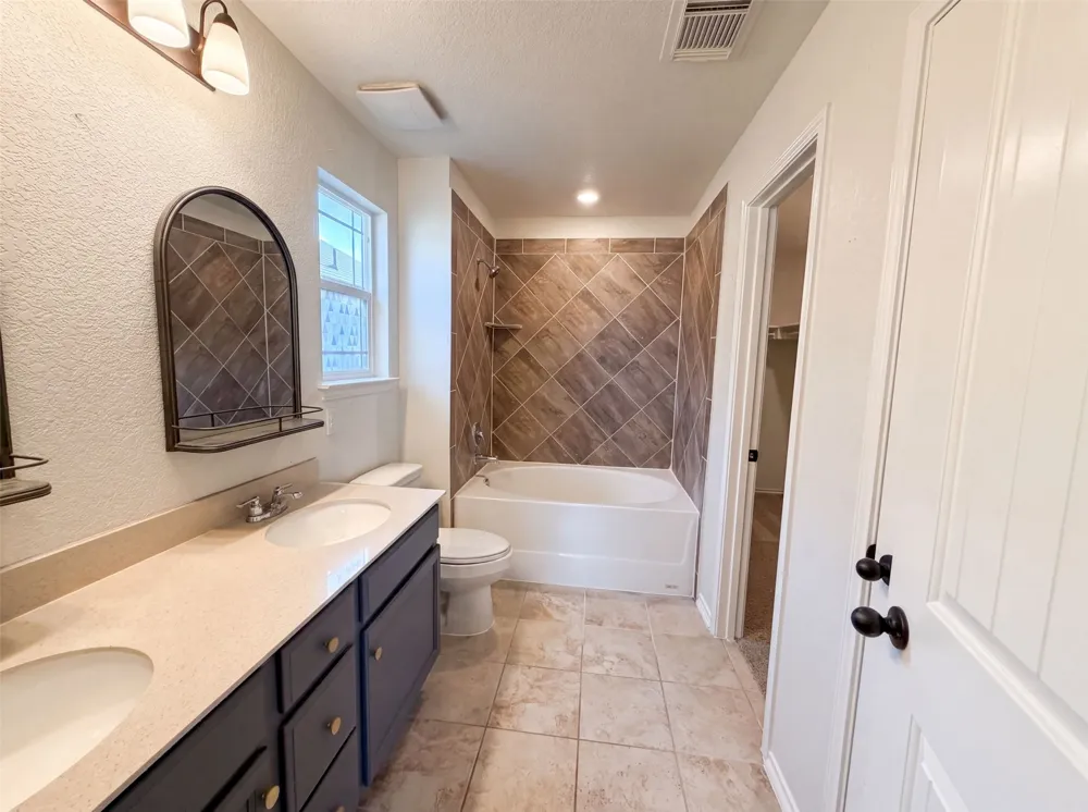 252 Sage Derby Drive #90 Hutto, TX 78634