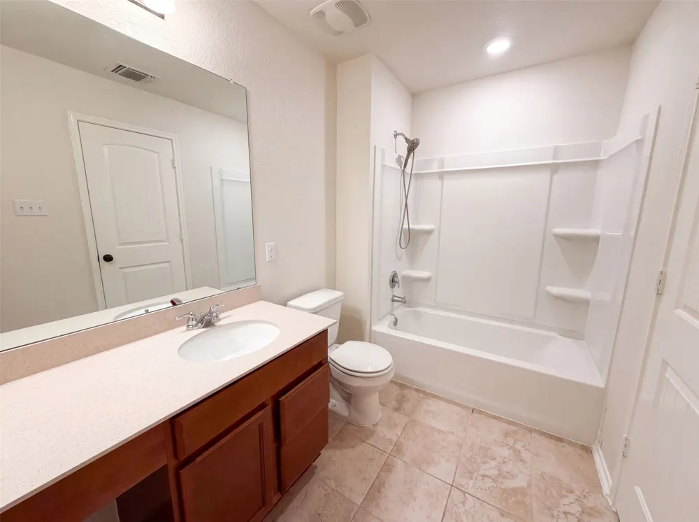 252 Sage Derby Drive #90 Hutto, TX 78634