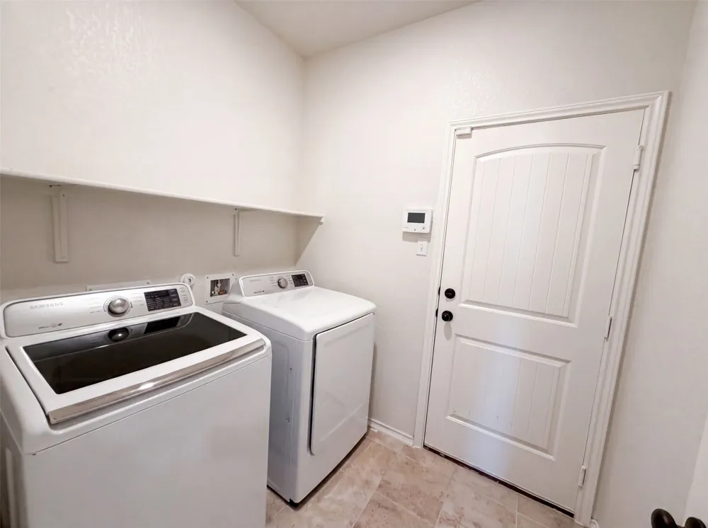252 Sage Derby Drive #90 Hutto, TX 78634