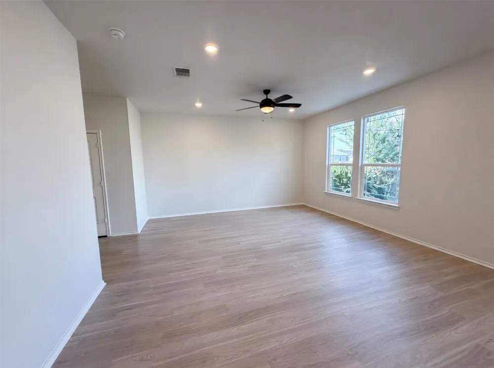 252 Sage Derby Drive #90 Hutto, TX 78634