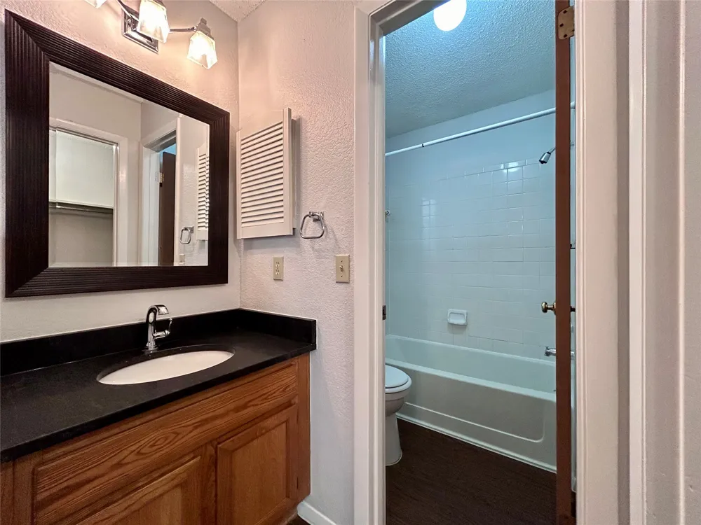 12232 Tyson Cove #A Austin, TX 78758