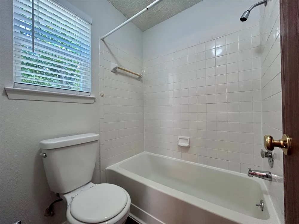 12232 Tyson Cove #A Austin, TX 78758