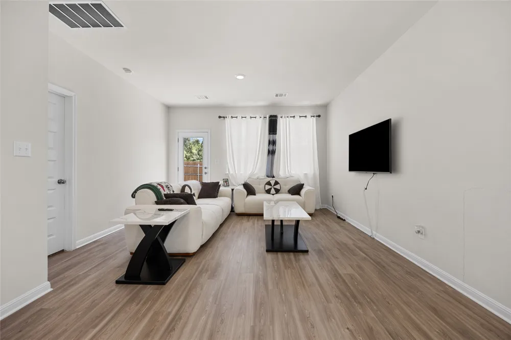 Address Not Shown Elgin, TX 78621
