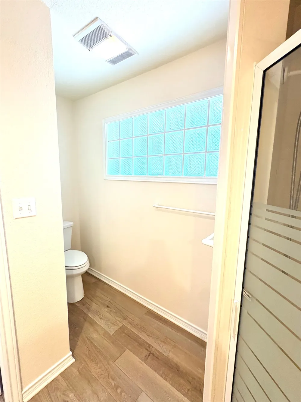 211 Fox Crossing Burnet, TX 78611