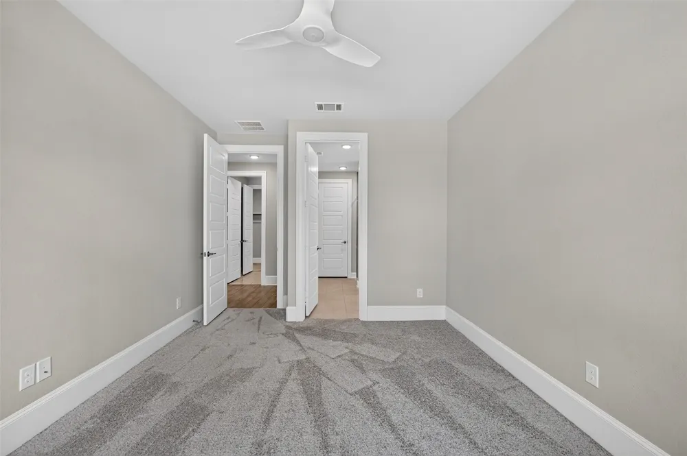 2400 Sunset Vista Circle #39 Spicewood, TX 78669