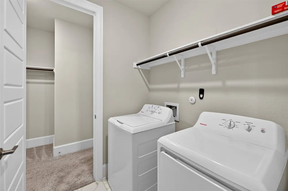 2400 Sunset Vista Circle #39 Spicewood, TX 78669