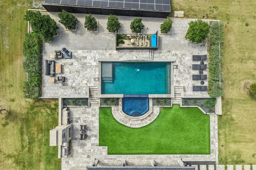 173 Via Lago Belton, TX 76513