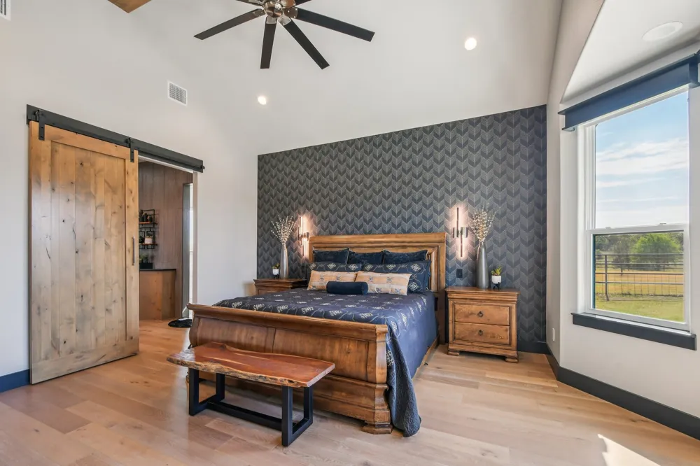 173 Via Lago Belton, TX 76513