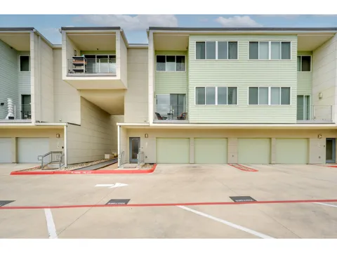 604 Bluff Drive #205