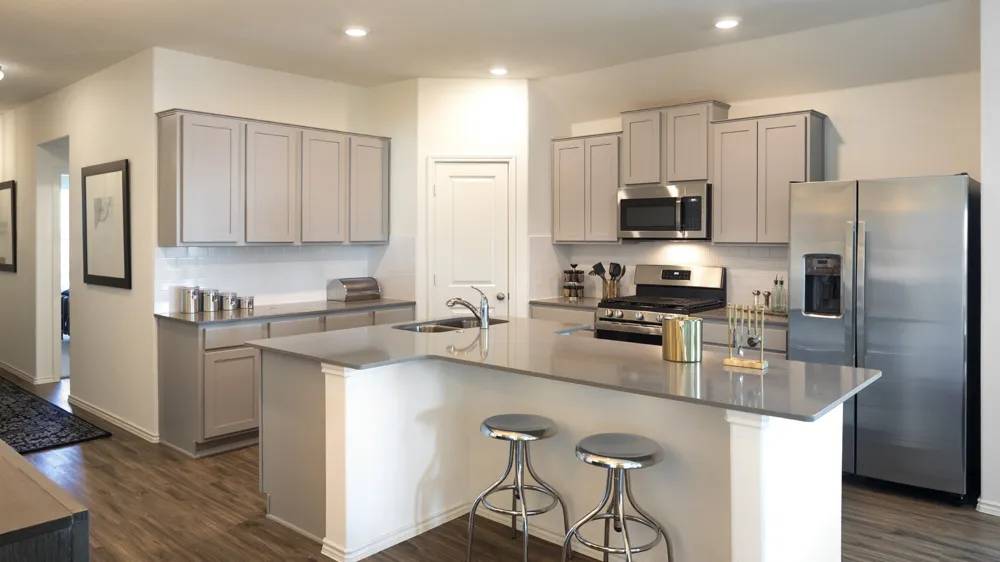 211 ANNETTE Kyle, TX 78640