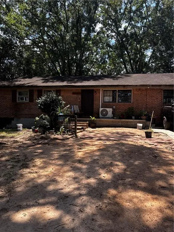 301 Essex Drive Jonesboro, GA 30238
