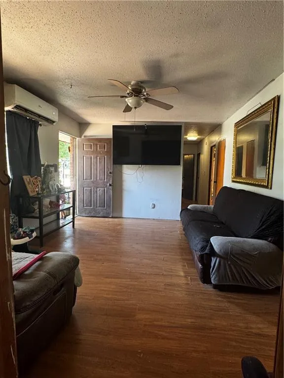 301 Essex Drive Jonesboro, GA 30238