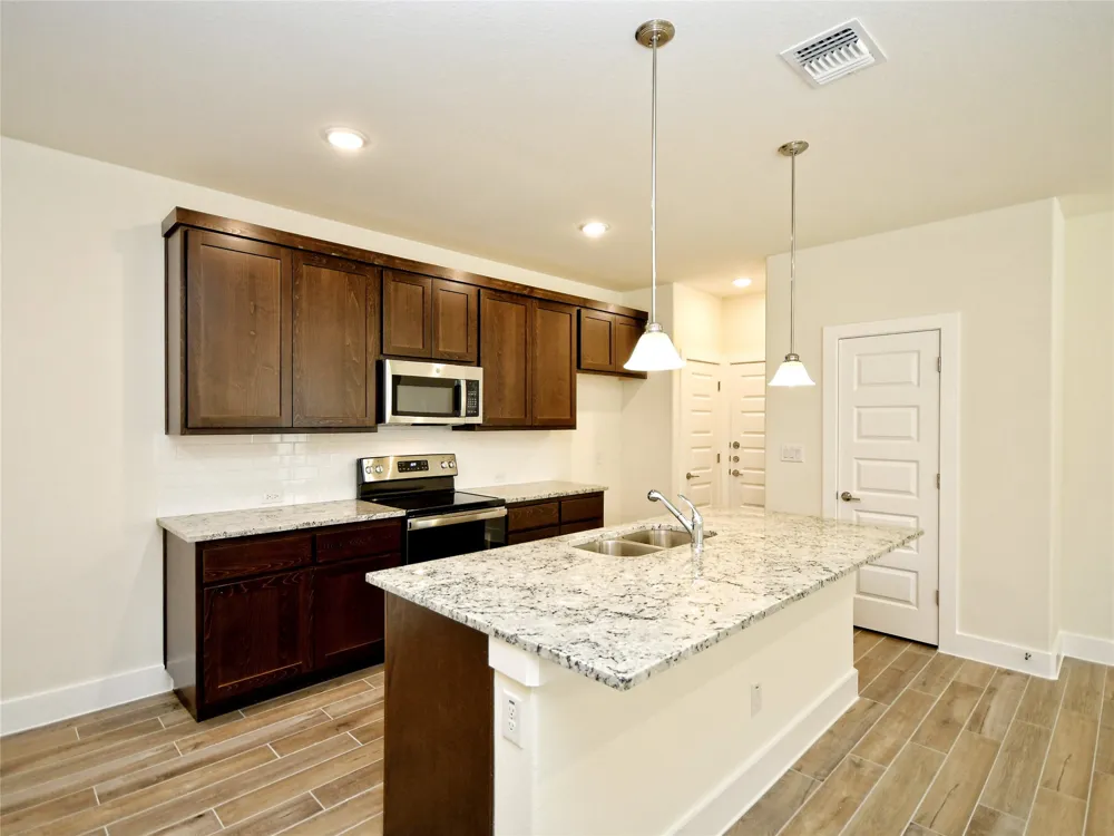 408 Parkline Drive Georgetown, TX 78626