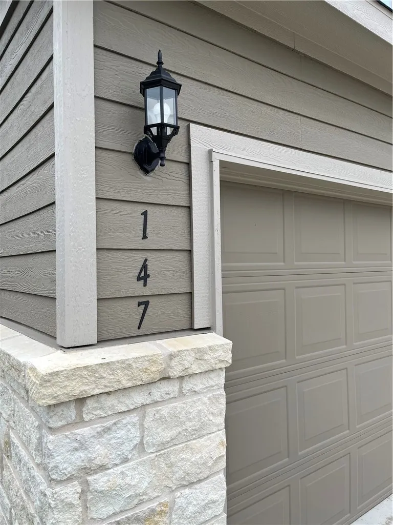 147 Longstraw Drive Buda, TX 78610