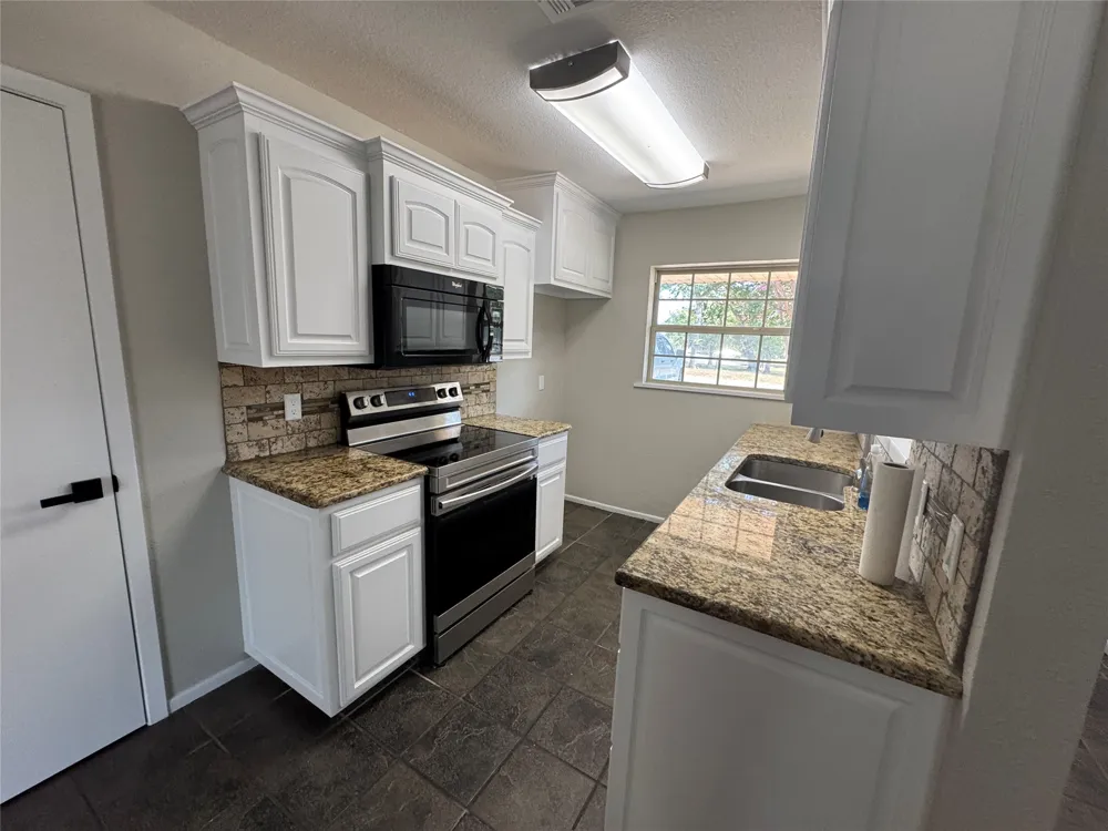 732 Dunaway Lane Azle, TX 76020