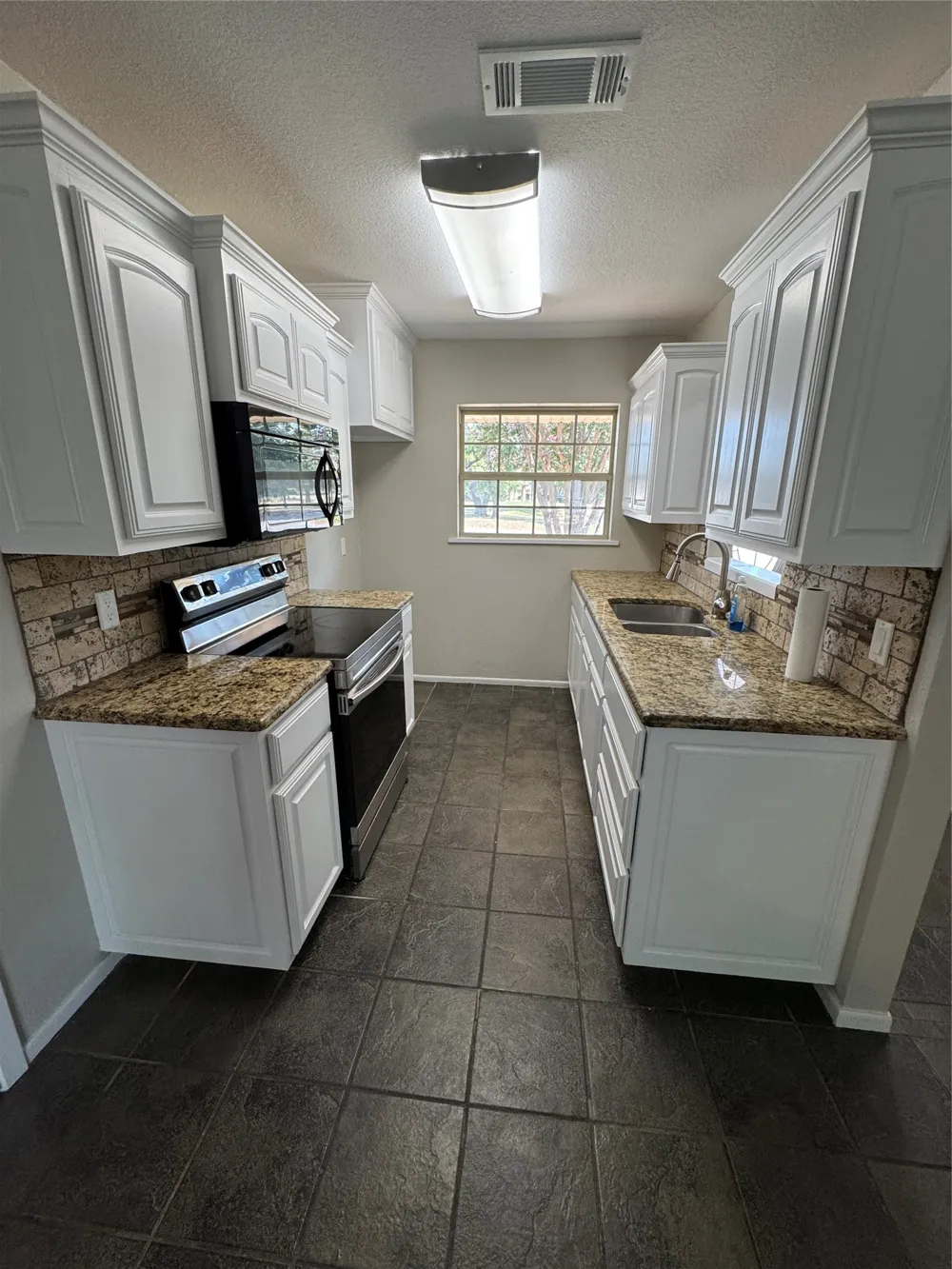 732 Dunaway Lane Azle, TX 76020